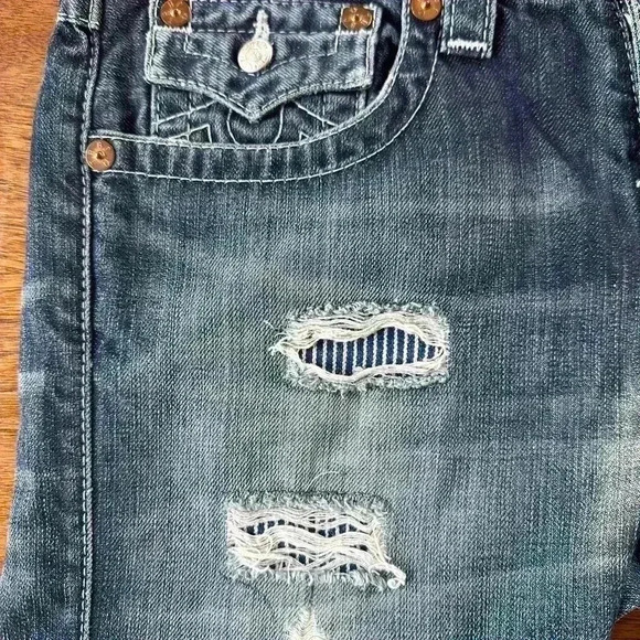 True Religion “Skinny” With Flap Jeans With Distressing And Patches Size 28 EUC! - Picture 4 of 12